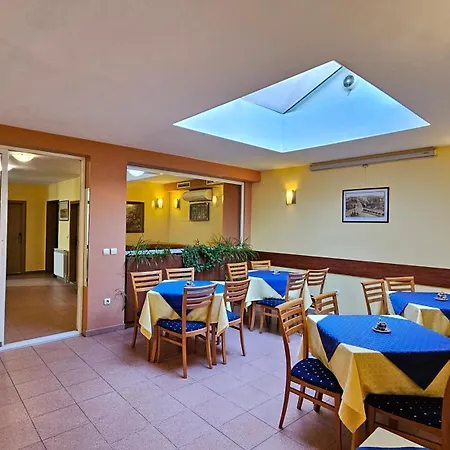 Hotell Caprice Family Varna